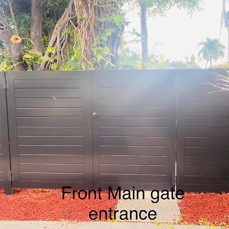 One bedroom apt with private patio near Fort Lauderdale beach Buitenkant foto