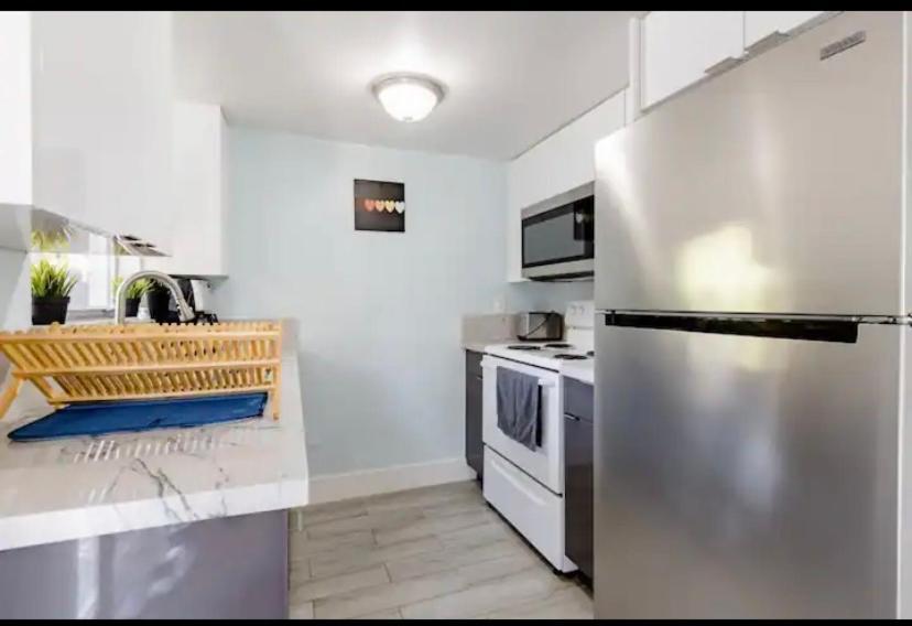 One bedroom apt with private patio near Fort Lauderdale beach Buitenkant foto
