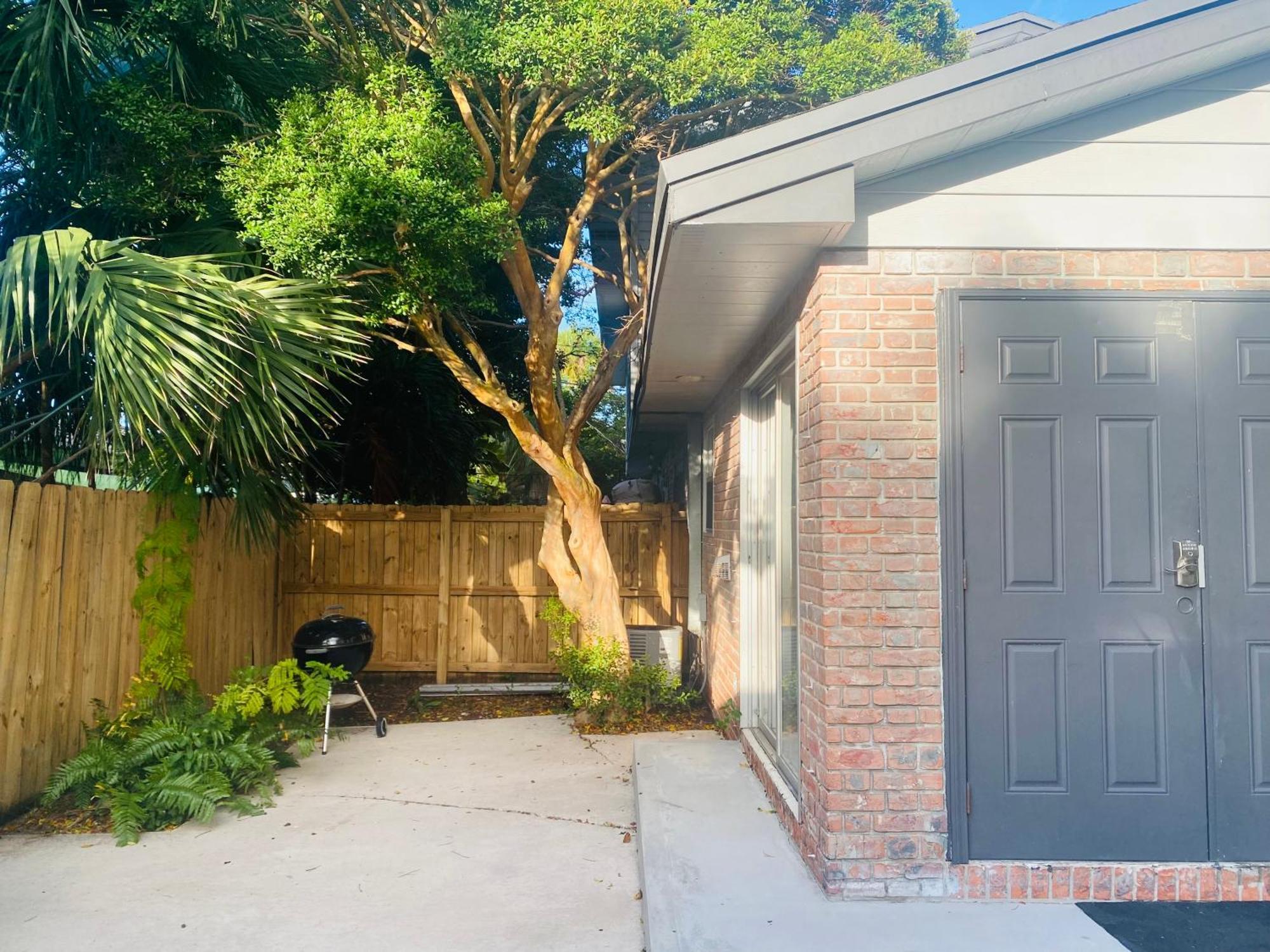 One bedroom apt with private patio near Fort Lauderdale beach Buitenkant foto